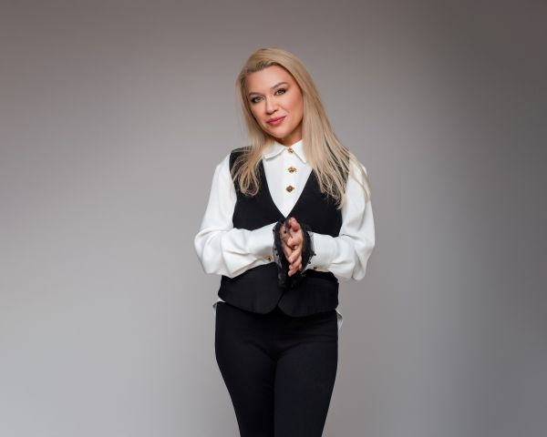 În această etapă a vieții, mă definesc optimizarea și echilibrul rolurilor pe care le îndeplinesc